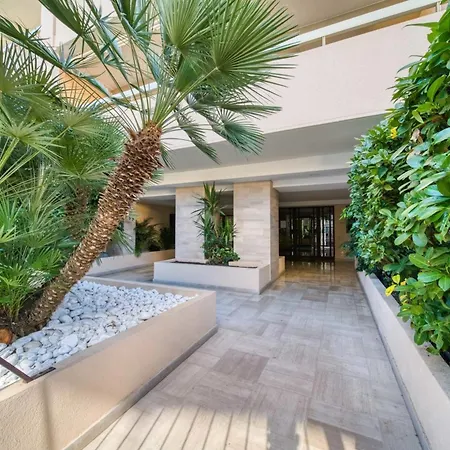 Ref 1413 - Center For Rent * 戛纳