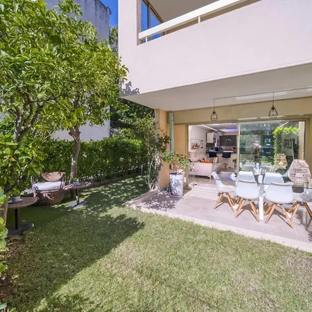 Ref 1413 - Center For Rent